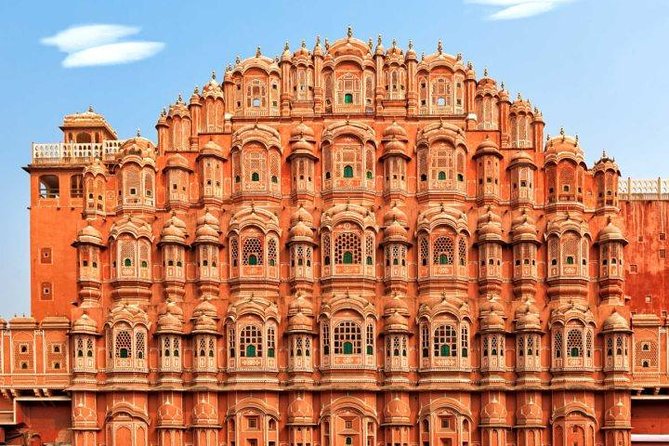 1-Day Trip to Jaipur from Mumbai with Both side Commercial Flights - 4:00 am pickup and the airport handoff (the part you’ll feel)