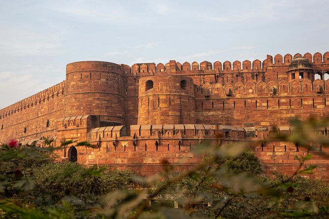 1-Day Trip to Taj Mahal and Agra from Mumbai with Both side Commercial Flights - The Shopping Stop: Marble and Inlay, But Not Everyone Wants It