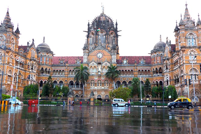 7 Hour Mumbai City Sightseeing Tour By Navv Om Namaha Shivaya - Mumbai University and Rajabai Clock Towers: Architecture With a Student-City Soul