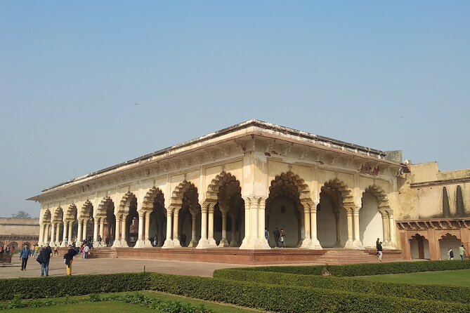 All Inclusive Taj Mahal Tour From Mumbai - Price and value: what $565 per person is really covering