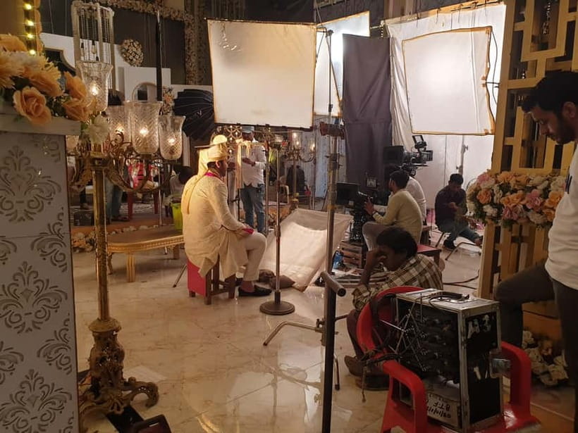 Bollywood Sightseeing and Celebrity Home Tour by Private Car - “If It’s Available” Behind the Scenes: Don’t Expect the Same Script Every Day