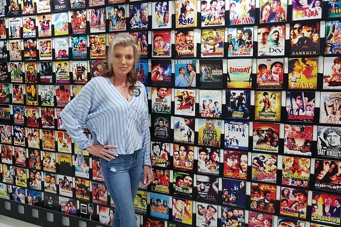 Bollywood Studio Tour with Slum & City Tour - Dharavi and Dhobi Ghat: what makes these stops meaningful