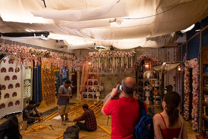 Bollywood Tour - Why a Bollywood studio tour feels different (when it’s built around live sets)