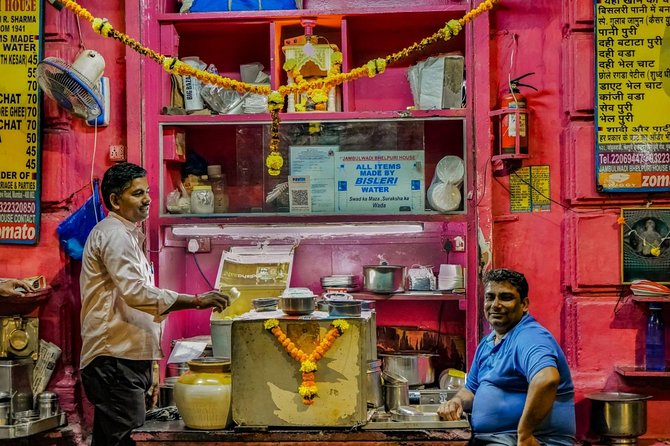 Bombay Express Mumbai Food Tour with 15+ Tastings - Who should book this Bombay Express tour