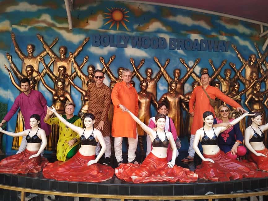 Combo of City and Bollywood Tour - Gateway of India, Marine Drive, and the Waterfront Stops