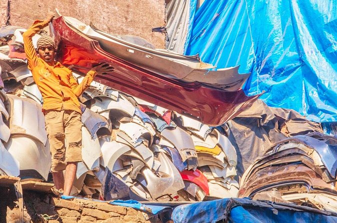 Dharavi Slum Walking Tour: Daily Life in Asia's Largest Slum - Kumbharwada: Potters’ Colony and the Weight of Craft