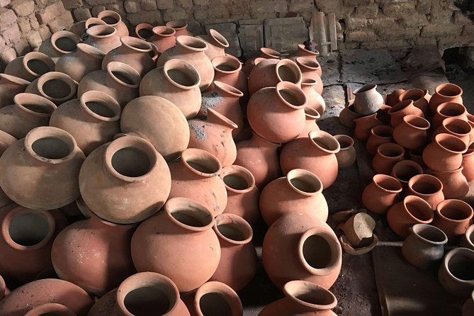 Dharavi Tour & Pottery Workshop - Meeting at Mahim Junction: getting started without stress