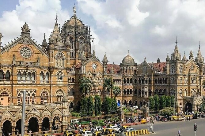 Evening Mumbai by Foot Street Food and Heritage - Leopold Café: More Than a Landmark Stop