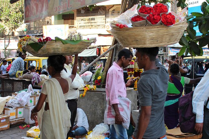 Experience the Off Beat and Alternative Tour of Mumbai! - Small-group flexibility: why a private tour feels different