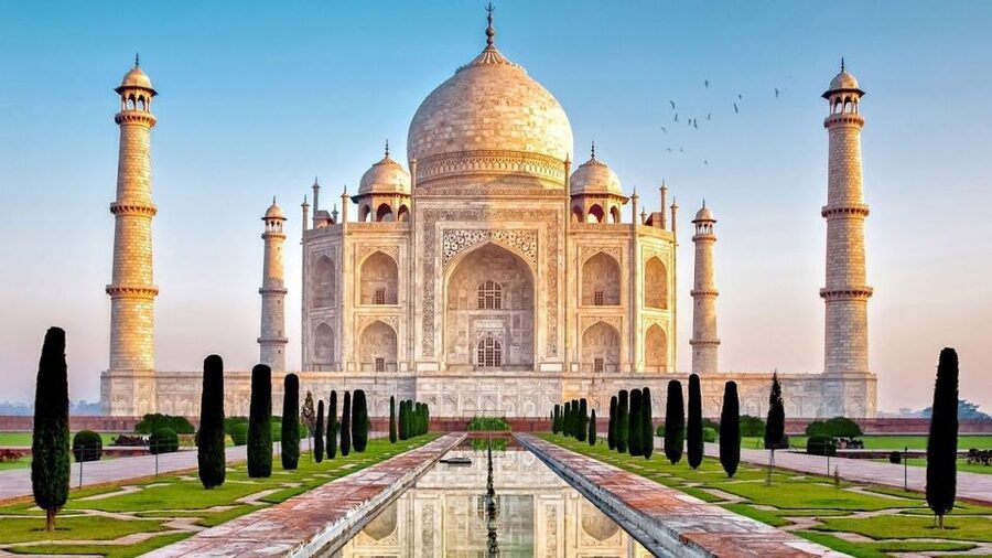 From Mumbai: Taj Mahal and Agra Day Tour - Lunch and breaks: why the timing helps your energy