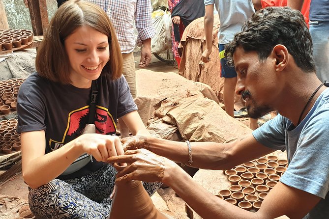 Life In Dharavi: A Guided Tour Of Dharavi Slum - The hotel pickup and getting into Dharavi without the stress