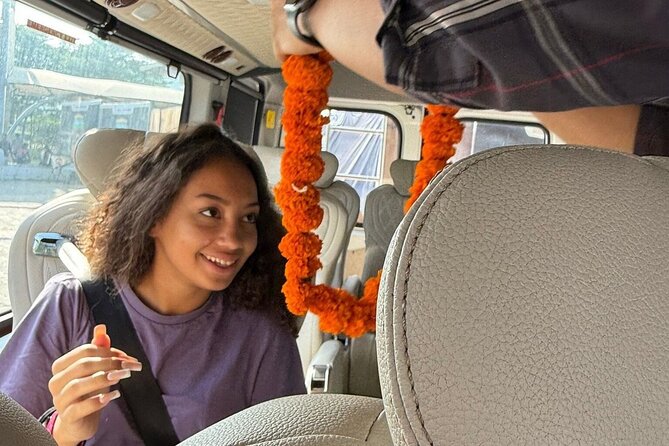 Mumbai Airport to Mumbai Hotels : Private Transfers - Price and value: $42.52 per group for a private ride