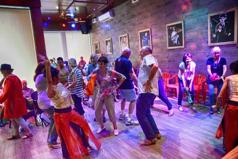 Mumbai: Bollywood Studio Half-Day Tour - Key highlights at a glance