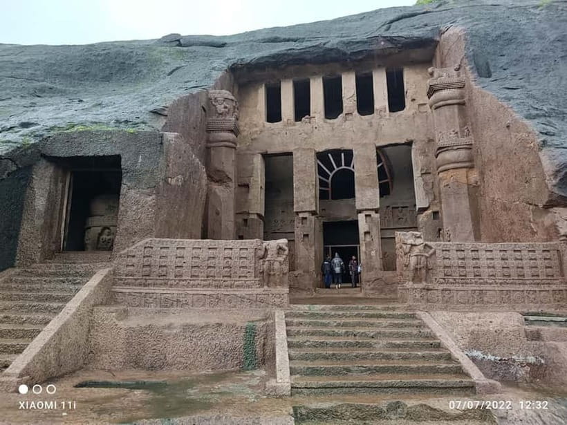 Mumbai: Buddhist Kanheri Caves with Golden Pagoda Temple - Global Vipassana Pagoda: golden calm near Gorai Beach