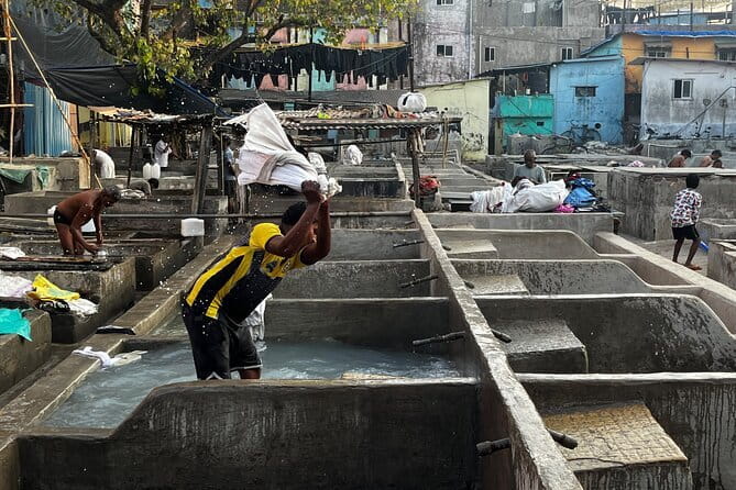Mumbai By Dawn Morning Markets & The World’s Largest Laundry - Entering Mumbai’s morning rhythm before the city clocks in