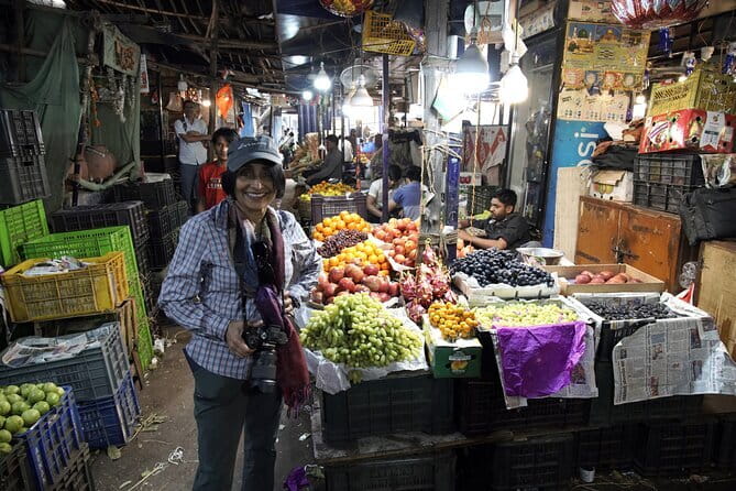 Mumbai City Tour & Dharavi Slum: Full-Day Private Experience - Dharavi Slum tour: a safety-first walk from Third Wave Coffee