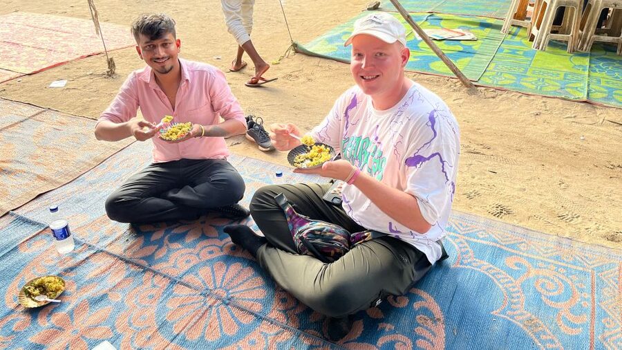 Mumbai: Day & Night City Tours with Multiple Add On Options - Food tasting options: what to expect and how to choose