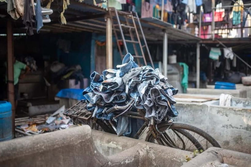 Mumbai: Dharavi Slum and Dhobi Ghat Laundry Tour - Asia’s leather factory area: big production, tight space reality