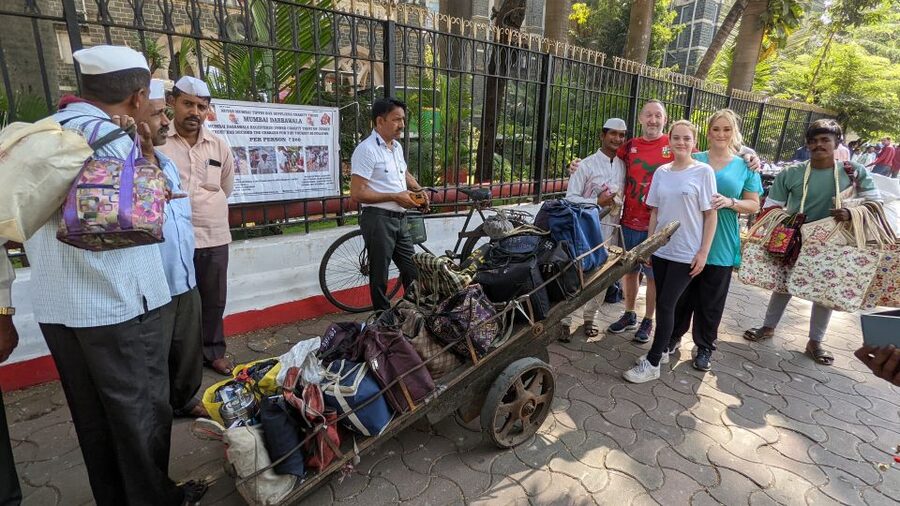 Mumbai: Dharavi Slum, DhobiGhat, and Dabbawallas Tour - Time, comfort, and the pace of a 3 to 4.5 hour tour