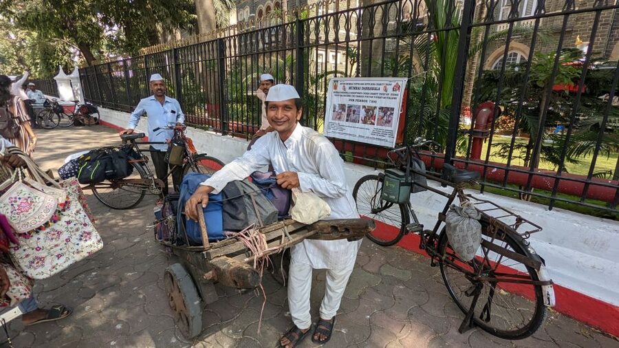 Mumbai: Dharavi Slum, DhobiGhat, and Dabbawallas Tour - Should you book this Dharavi, Dhobi Ghat, and Dabbawallas tour?