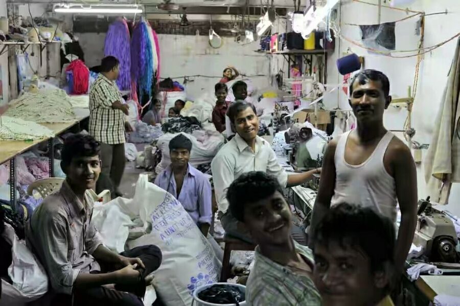 Mumbai: Dharavi Slum Slumdog Millionaire Tour with a Local - Price and Value Around $10: why it feels like a bargain