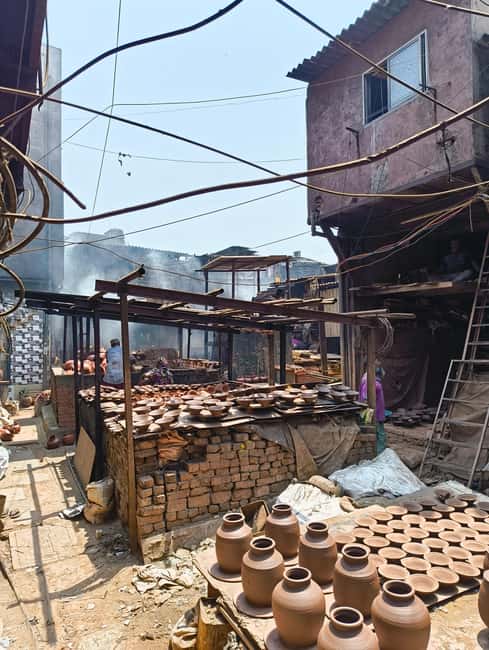 "Mumbai Dharavi Slum Tour" - Narrow alleys: why the walk is the whole experience