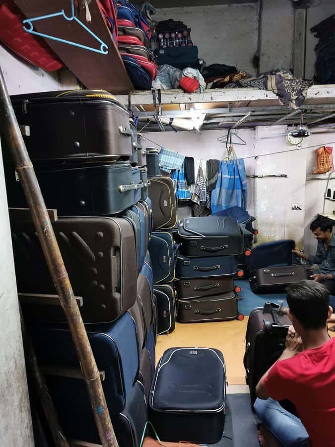 Mumbai: Dharavi Slumdog Tour -See the real Slum with a Local - Entering Dharavi with a resident guide instead of a script