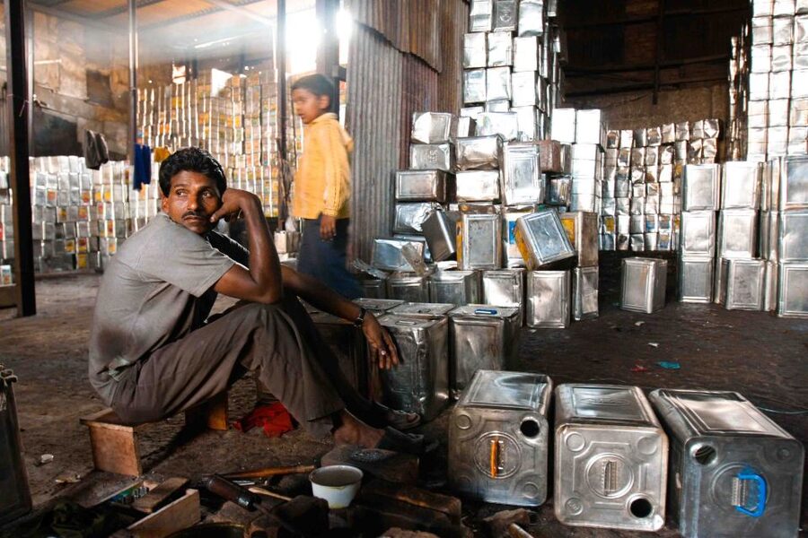 Mumbai: Dharavi Tour Including Car Transfer - Reality Gives-Mumbai: a short educational pause