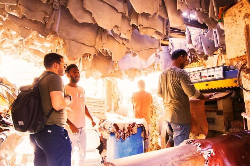Mumbai: Dhobi Ghat & Dharavi Slum tour - The “industrial then residential” route works for your understanding