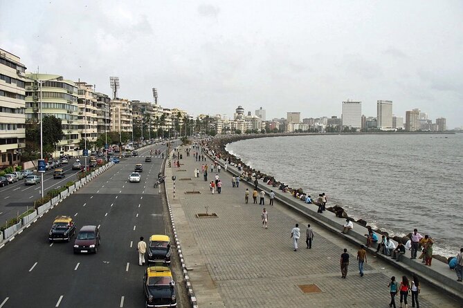 Mumbai Elephanta Caves Group Tour Half-Day All Including Guide - Smaller Hindu and Buddhist Caves: The Religious Layering