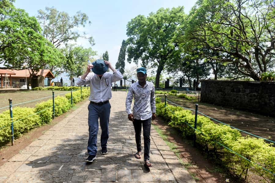 Mumbai: Elephanta Caves: Island Tour With Options - Who this tour fits best