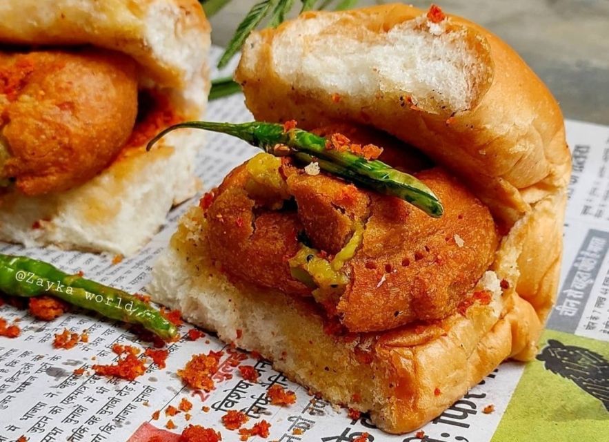 Mumbai: Evening Local Street Food Tour with Sightseeing - Getting picked up, staying comfortable, and fitting the timing