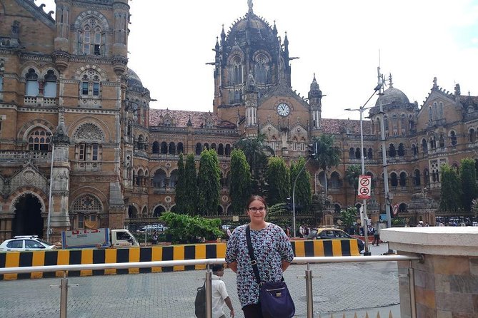 Mumbai Full day shore Excursion with Boat ride - Marine Drive: The Boulevard Stop That Changes Your Tempo