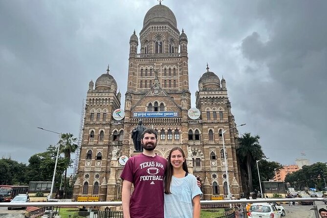 Mumbai Full-Day Sightseeing & Dharavi Slum Tour - Hanging Gardens and Jain Temple Hill: Tiny Breaks From the Rush