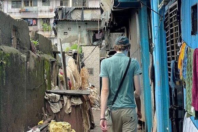 Mumbai Full-Day Sightseeing & Dharavi Slum Tour - Chhatrapati Shivaji Maharaj Terminus: The Station That Sets the Tone