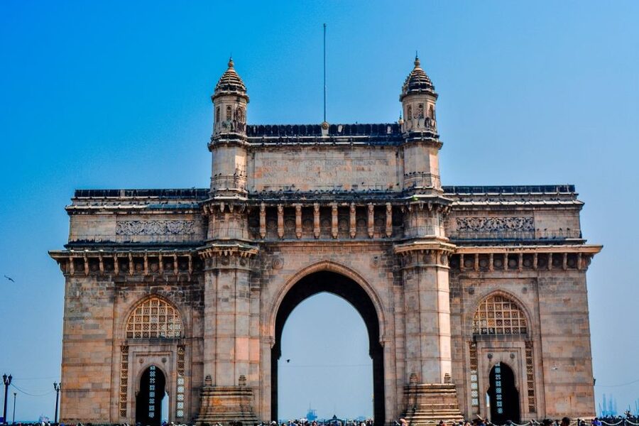Mumbai: Guided City Sightseeing Tour - Mani Bhavan and Banganga Tank: Gandhi and a Quiet Pocket of Meaning