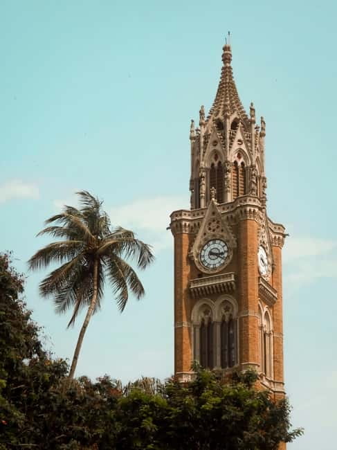 Mumbai: Half-Day City Tour with a Local - Gateway of India, Taj Mahal Palace (Outside), and Oval Maidan