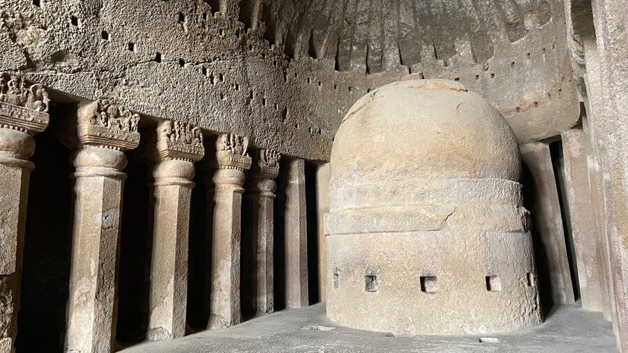 Mumbai: Kanheri Caves and The Golden Pagoda Temple - Getting Up There: Sun, Steps, and How to Handle the Heat