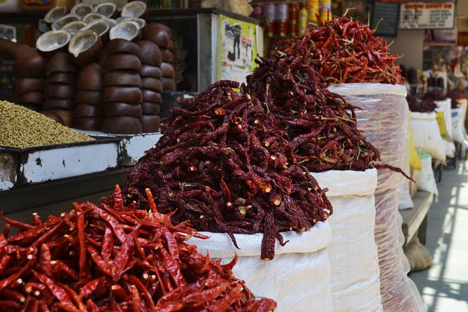 Mumbai Market Tour in Private Vehicle - Dadar Flower Market: Quick Visit for Fresh Blooms and Wedding-Ready Use