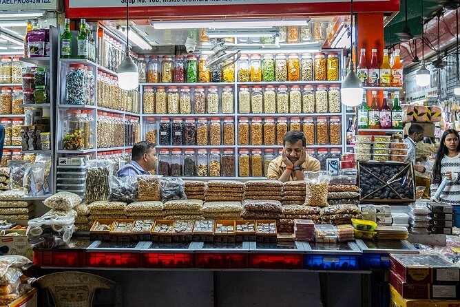 Mumbai Markets and Temples Tour - Colaba start point: where the tour kicks off and what to expect