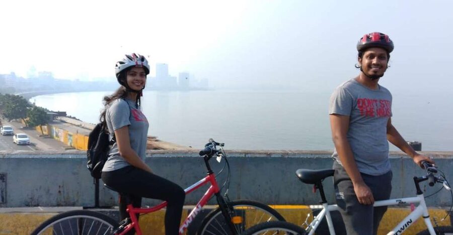 Mumbai: Morning Bicycle Tour - Gateway of India before it turns into a postcard scene