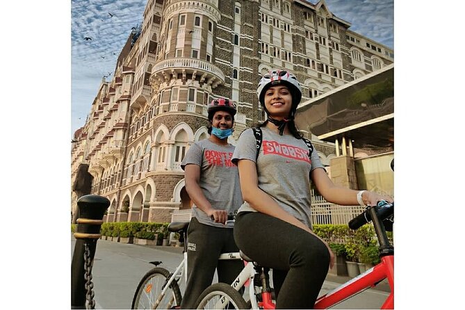 Mumbai: Morning Bicycle Tour - Meeting at Kailash Parbat: quick start, no drama