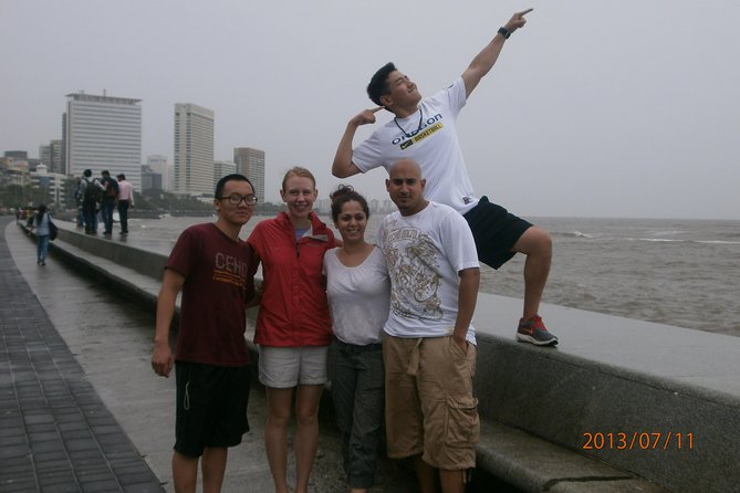 Mumbai Must See tour - A 4-hour sprint through Mumbai’s most famous landmarks