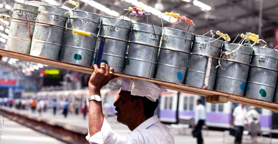 Mumbai: Private Bollywood Tour with Mumbai Sightseeing - Starting the day with an air-conditioned, guide-led plan
