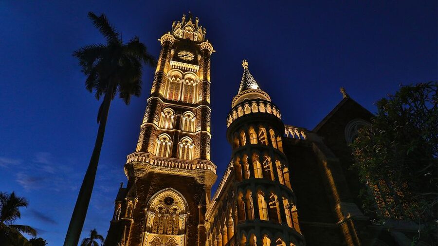 Mumbai: Private Guided Full-Day City Sightseeing Tour - Haji Ali Dargah: the legend of the island mosque at high tide
