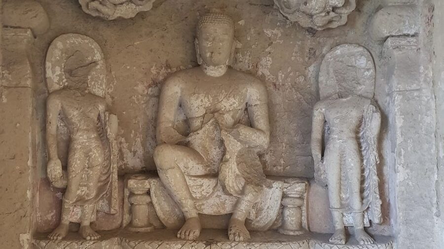 Mumbai: Private Kanheri Caves Guided Tour - Private pickup and the drive from Mumbai: comfort plus fewer decisions