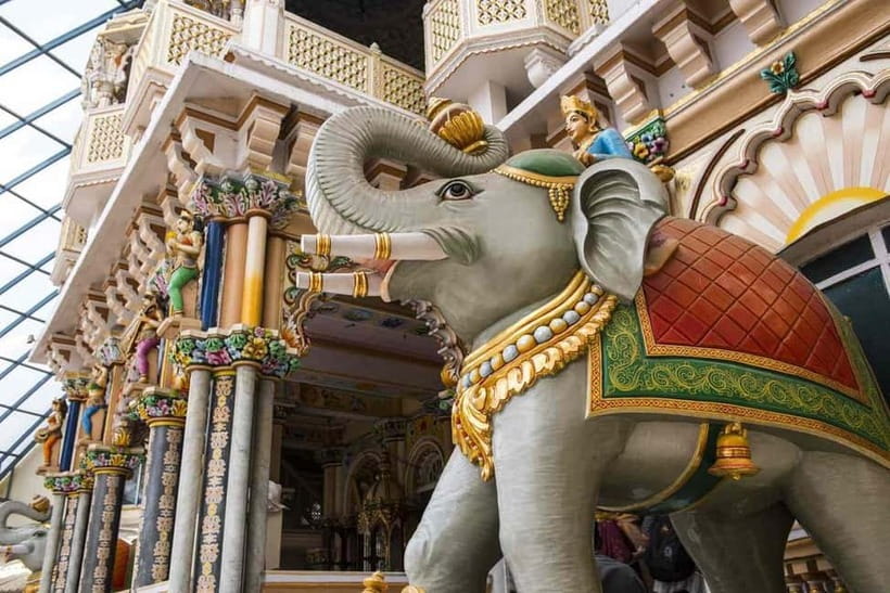 Mumbai: Private Sightseeing Tour and Slum Tour with Pickup - Key highlights worth your attention