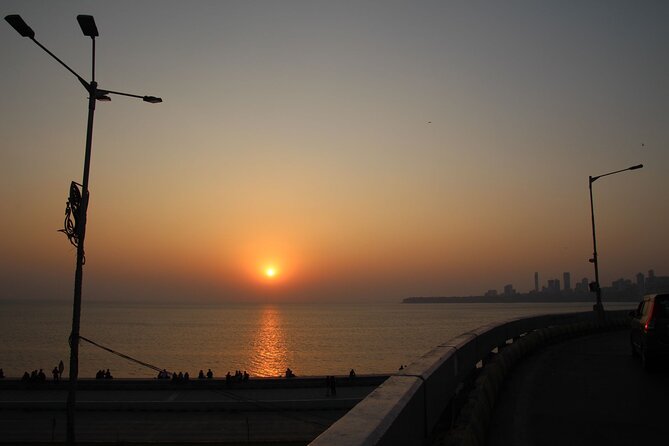 Mumbai: Private Sightseeing Tour with Top Highlights - Colaba First: Gateway of India and the Taj Area