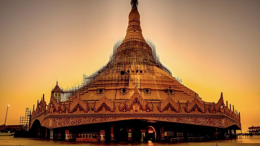Mumbai: Private tour for Kanheri Caves and Golden Pagoda - Inscriptions and scripts: how the caves turn language into time-travel
