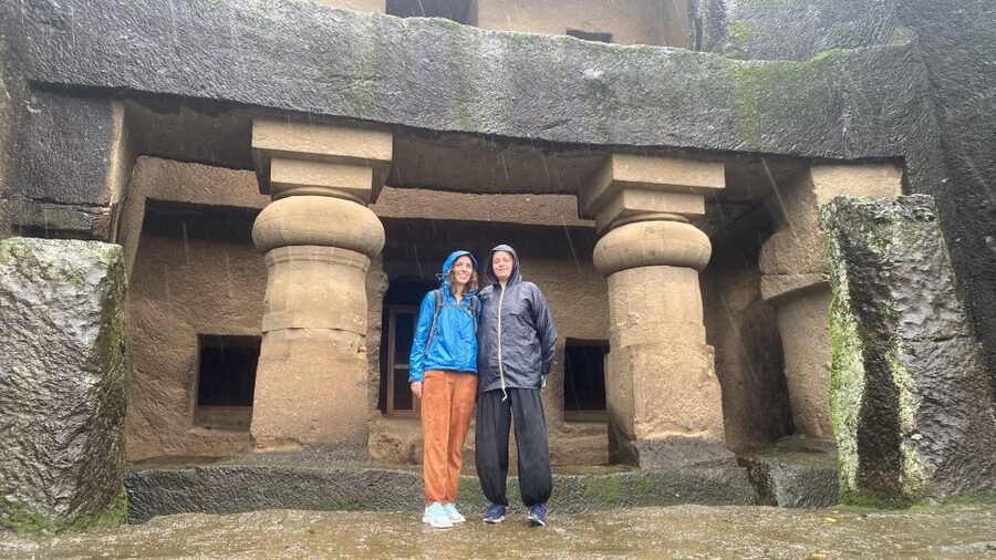 Mumbai: Private tour for Kanheri Caves and Golden Pagoda - Should you book this Kanheri and Golden Pagoda private tour?
